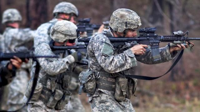 США провели первую спецоперацию в Сирии. Убит главарь "Исламского государства" США провели первую спецоперацию в Сирии. Убит главарь "Исламского государства"