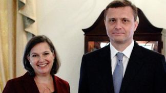 Запад хочет, чтобы экс-регионалы выиграли выборы на Донбассе, — СМИ