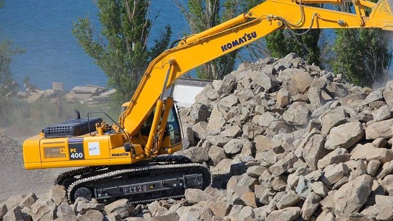 Оккупанты начали строить мост из Крыма в Россию Оккупанты начали строить мост из Крыма в Россию