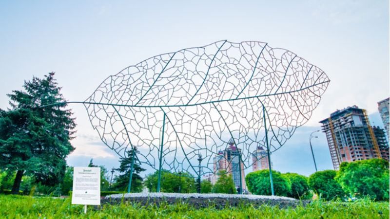 В Киеве установили новые скульптуры В Киеве установили новые скульптуры