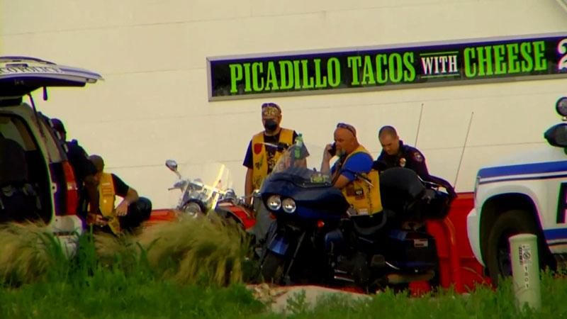 Байкерская перестрелка в США: 9 погибли, многие раненых Байкерская перестрелка в США: 9 погибли, многие раненых