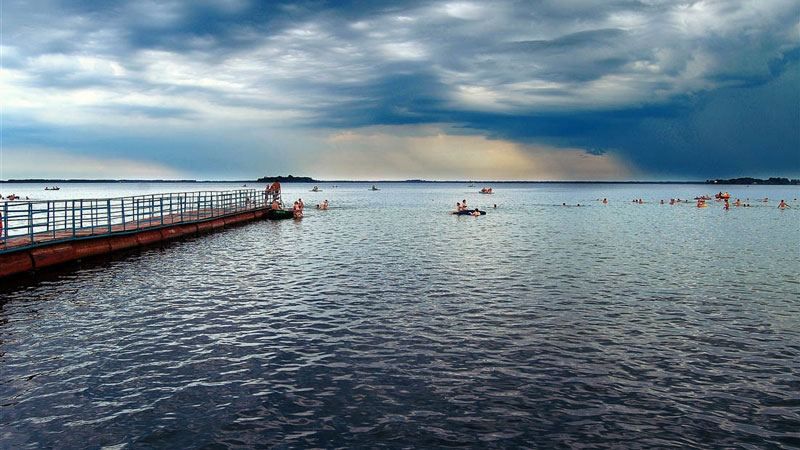 Поки у Криму безлюдно, Шацьк готується до курортного аншлагу