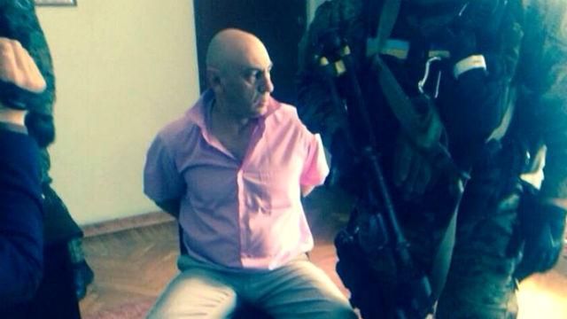 "На горячем" поймали чиновника-взяточника "На горячем" поймали чиновника-взяточника