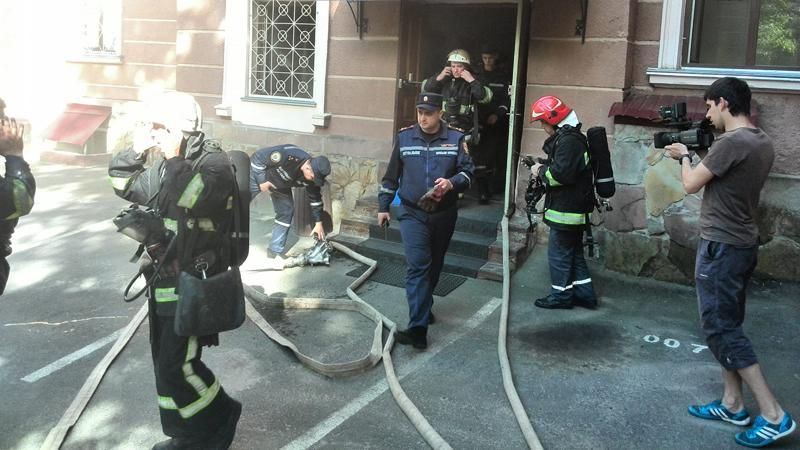 В Тернополе после ареста взяточника загорелась мэрия В Тернополе после ареста взяточника загорелась мэрия