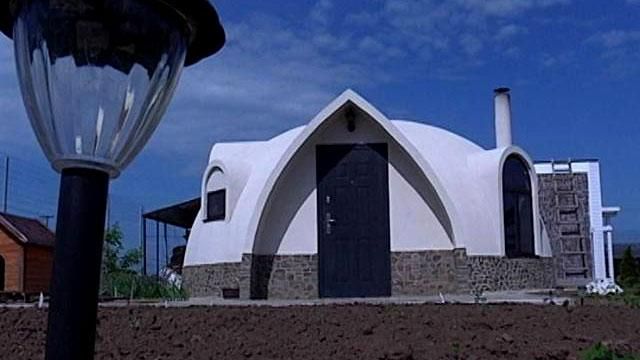 В Україні з’явились енергозберегаючі будинки-юрти В Україні з’явились енергозберегаючі будинки-юрти