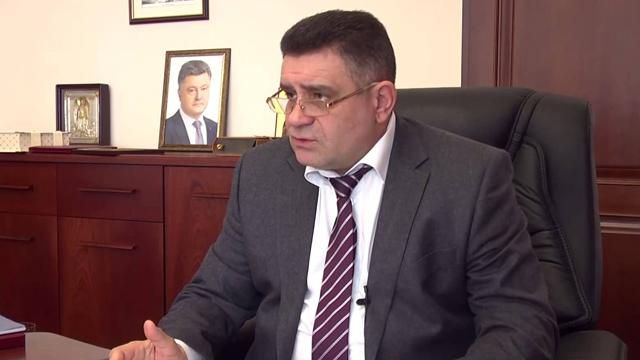 Главный милиционер Киева божится, что построил свой особняк законно Главный милиционер Киева божится, что построил свой особняк законно