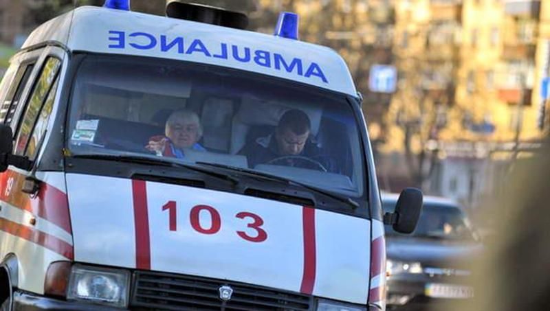 В Днепродзержинске убили за приветствие "Слава Украине!" В Днепродзержинске убили за приветствие "Слава Украине!"