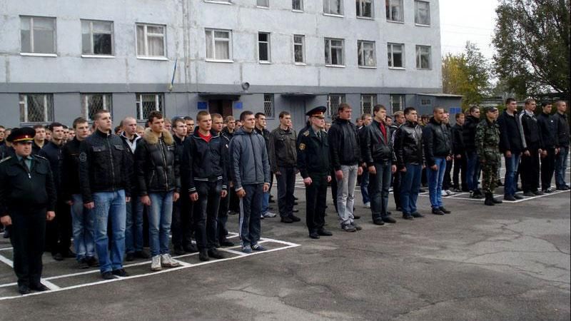 В Украине возобновили весенний призыв В Украине возобновили весенний призыв