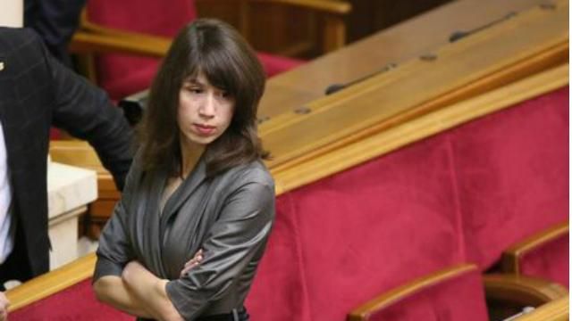 Тетяна Чорновол покнопкодавила у Раді Тетяна Чорновол покнопкодавила у Раді