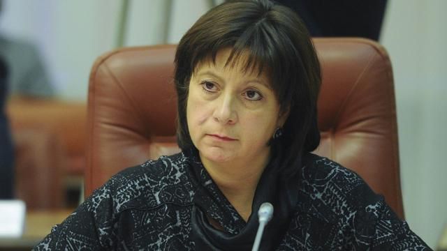 Яресько до російських журналістів: Російською я не розмовляю Яресько до російських журналістів: Російською я не розмовляю