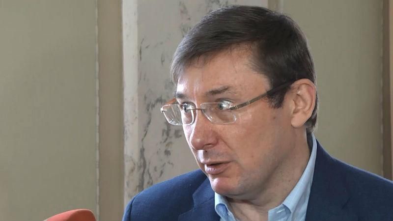 Простых украинцев наделят полномочиями прокурора и следователя Простых украинцев наделят полномочиями прокурора и следователя