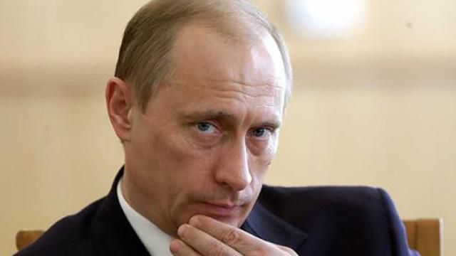 Путин выгнал из России нежелательных иностранцев
