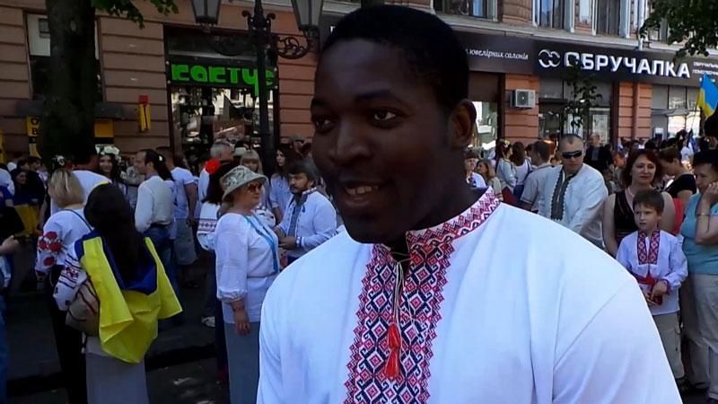Африканец в вышиванке процитировал Шевченко в Одессе