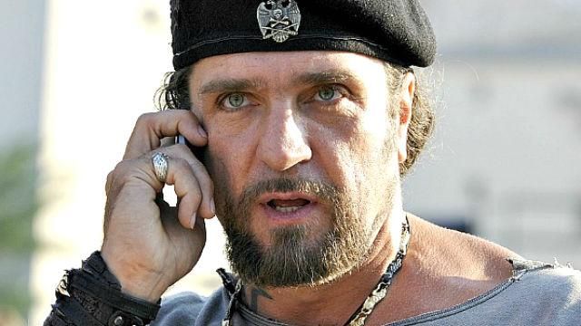 "Нічні вовки" викликали спікера севастопольського парламенту "на дуель" "Нічні вовки" викликали спікера севастопольського парламенту "на дуель"