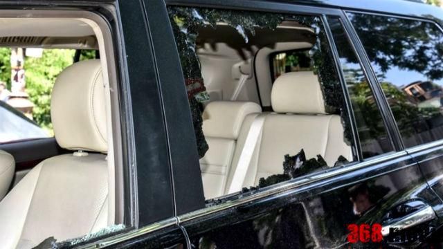 В Одесі серед білого дня озброєні бандити пограбували чоловіка В Одесі серед білого дня озброєні бандити пограбували чоловіка