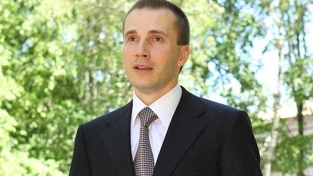 СМИ: Суд снял арест с имущества Януковича-сына СМИ: Суд снял арест с имущества Януковича-сына