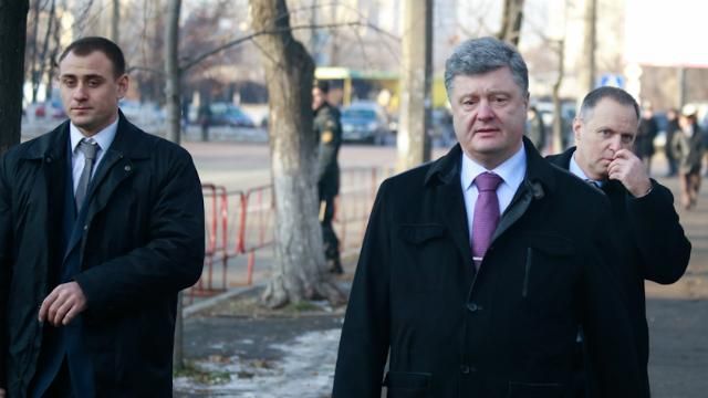 Порошенко освободил от налога международную помощь для Чернобыльской АЭС