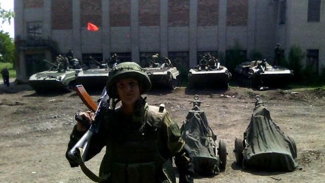 На Мариупольском направлении зафиксировали колонну техники боевиков На Мариупольском направлении зафиксировали колонну техники боевиков