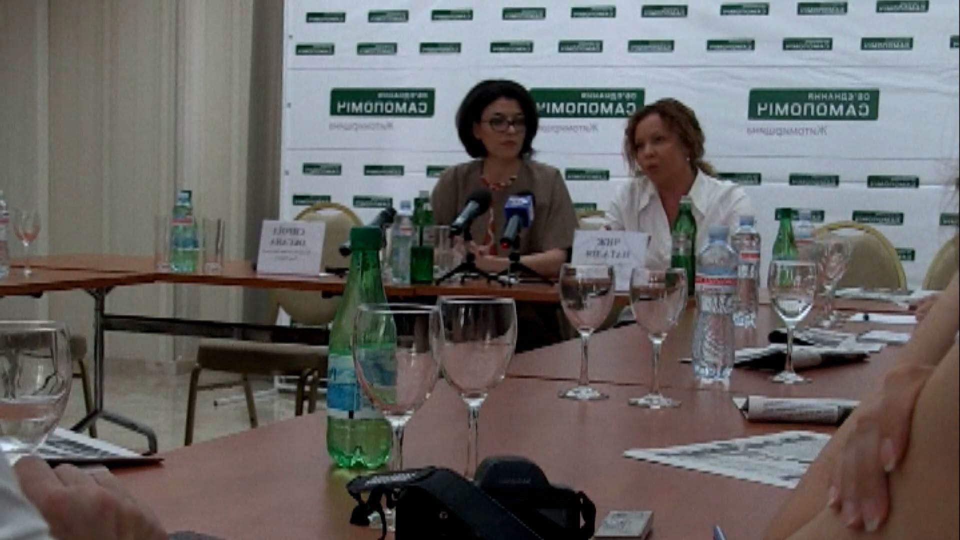 Депутат від "Самопомочі" зустрілась з мешканцями Житомира Депутат від "Самопомочі" зустрілась з мешканцями Житомира