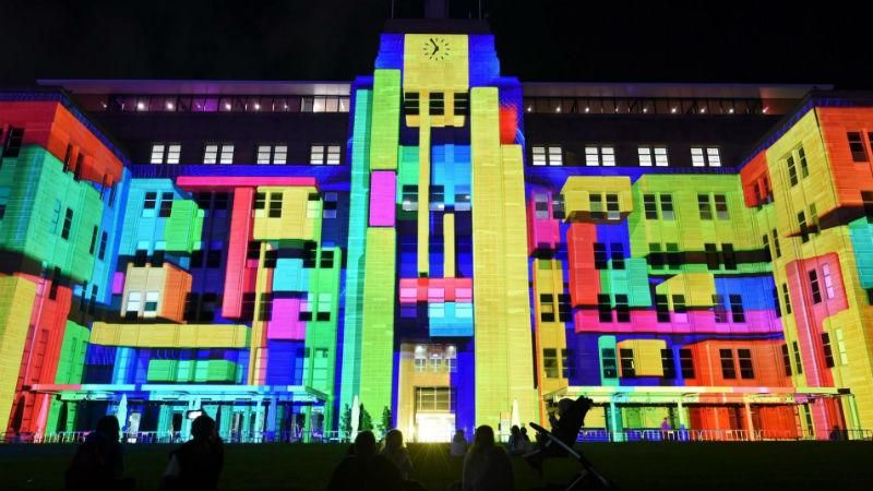 Фестиваль світла в Австралії: вулиці Сіднея наповнені магією Фестиваль світла в Австралії: вулиці Сіднея наповнені магією