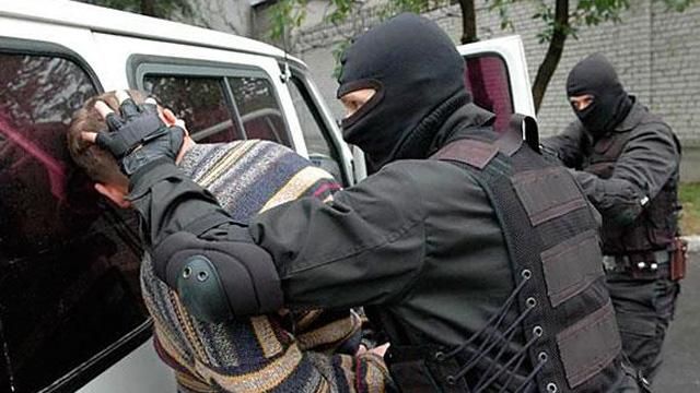 "Фантом" залишив терористів без телефонів і автозапчастин "Фантом" залишив терористів без телефонів і автозапчастин