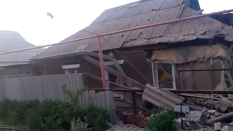 Бойовики жорстоко обстріляли Горлівку: не шкодували навіть дітей (18+) Бойовики жорстоко обстріляли Горлівку: не шкодували навіть дітей (18+)