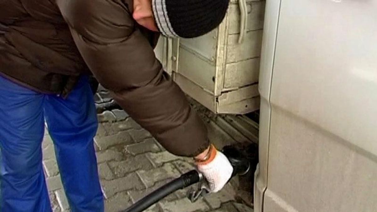 На Буковині викрили махінаторів, які наживались на війні На Буковині викрили махінаторів, які наживались на війні