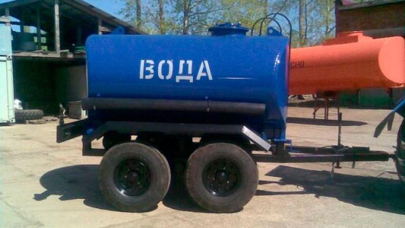 Неделя без воды: в Стаханове очереди за самым необходимым