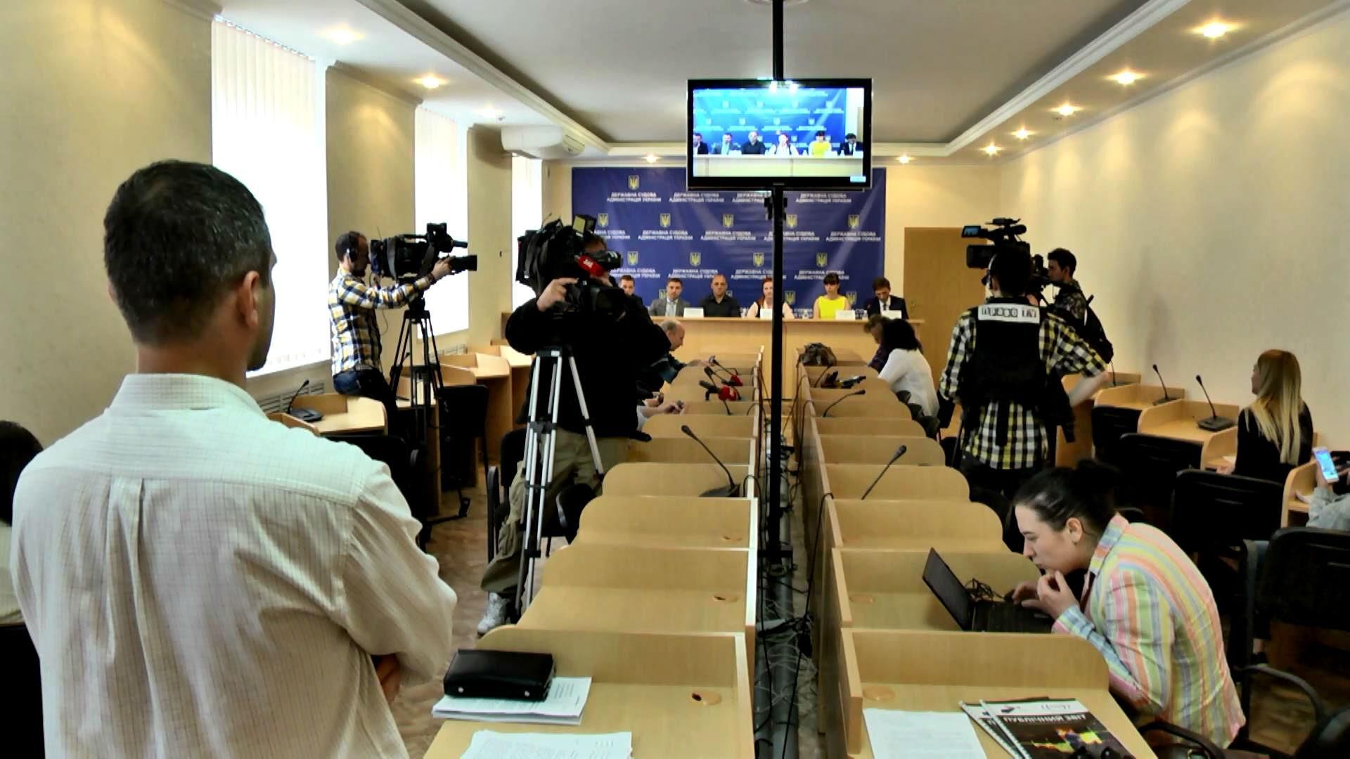 Суд над экс-беркутовцами будут транслировать онлайн Суд над экс-беркутовцами будут транслировать онлайн