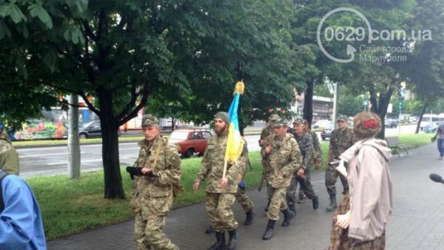 Из-за непродуманного приказа бойцы пешком идут с Запорожья в Мариуполь
