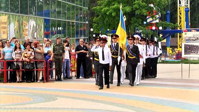 Як пройшов останній дзвоник у кадетів