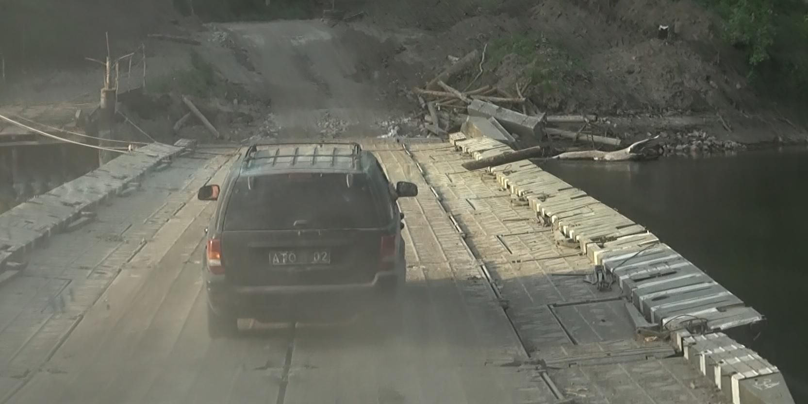 Фонд "24" під обстрілами допоміг українським воїнам на луганській передовій Фонд "24" під обстрілами допоміг українським воїнам на луганській передовій