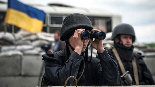 Ночью бойцы отбили две атаки террористов Ночью бойцы отбили две атаки террористов