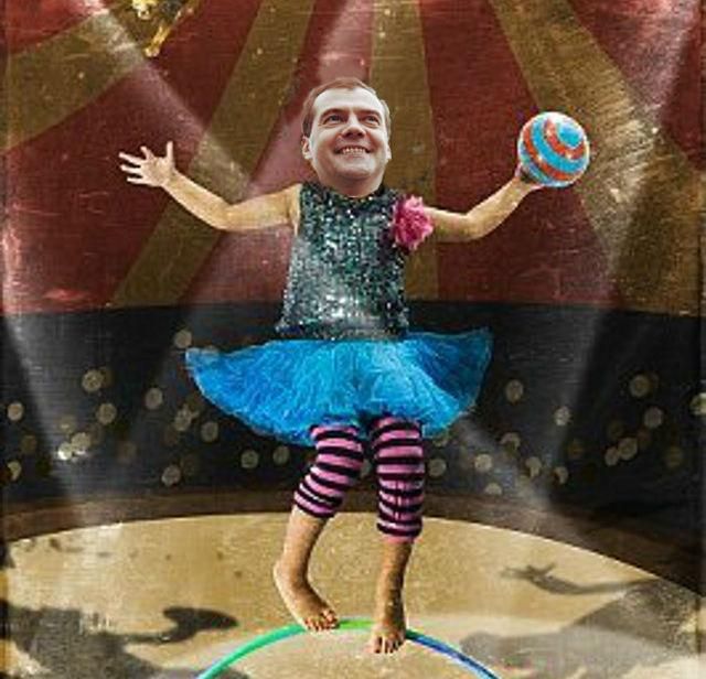 Медведева затролили за критику Саакашвили Медведева затролили за критику Саакашвили