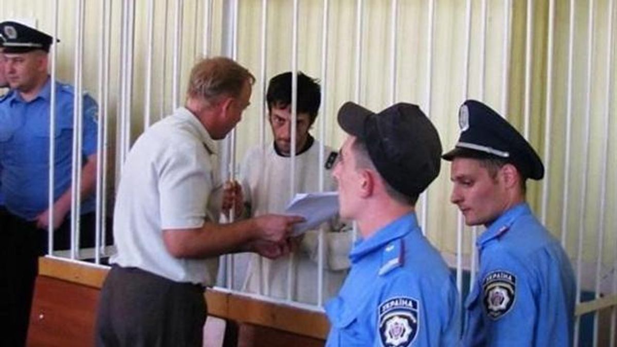 Российский суд вынес приговор сыну Джемилева Российский суд вынес приговор сыну Джемилева