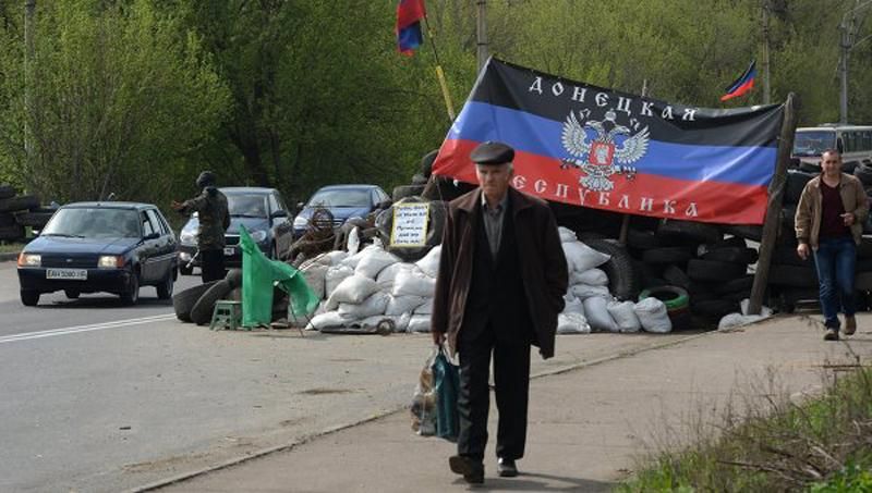 Донецьк відрізаний від світу: виїзди з міста сьогодні закриті