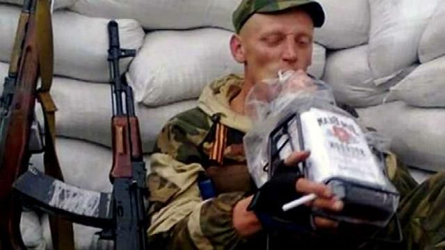 Сон алкоголіків міцний, але короткий, — Семенченко про ранкові обстріли Широкиного Сон алкоголіків міцний, але короткий, — Семенченко про ранкові обстріли Широкиного