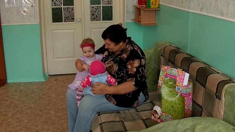 Із зони бойових дій евакуювали 38 дітей Із зони бойових дій евакуювали 38 дітей