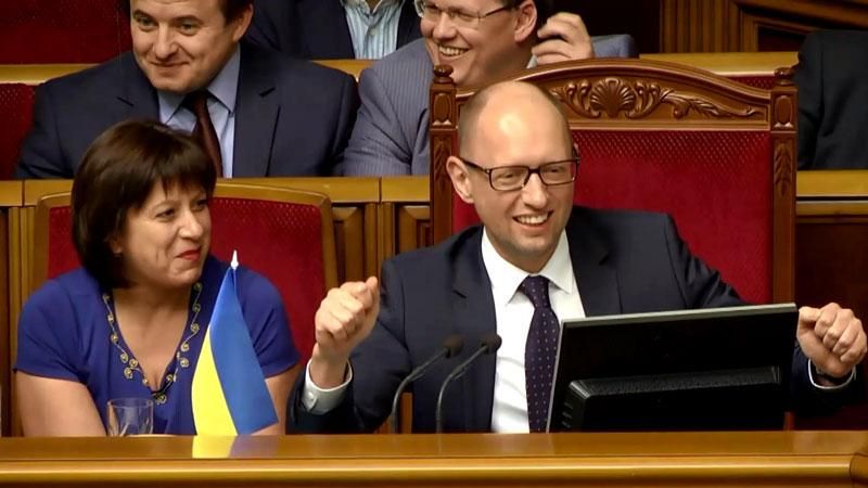 Тимошенко помогла Коломойскому получить контроль над "Укрнафтой", — премьер Тимошенко помогла Коломойскому получить контроль над "Укрнафтой", — премьер