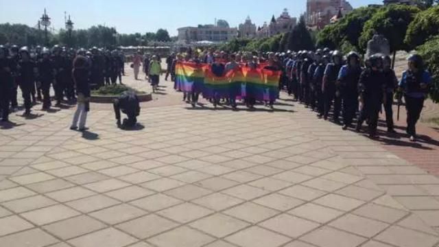 В милиции уточнили количество пострадавших на Марше равенства В милиции уточнили количество пострадавших на Марше равенства