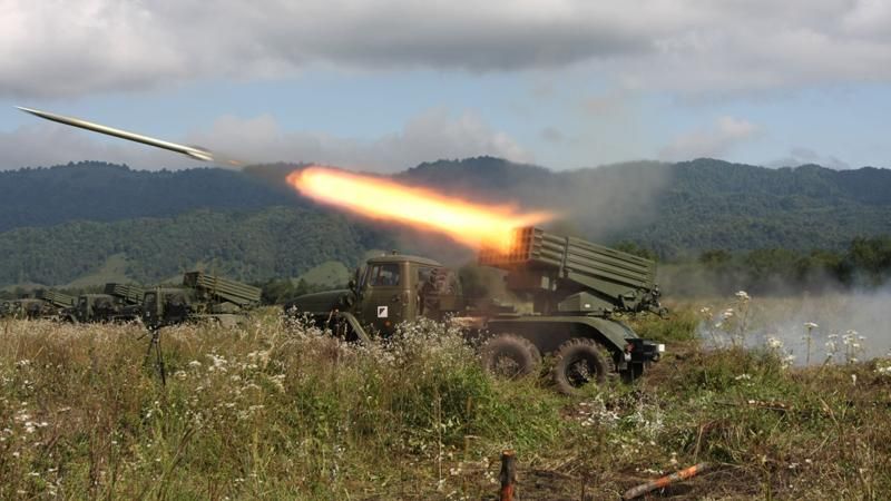 Боевики весь день активно используют "Град" Боевики весь день активно используют "Град"