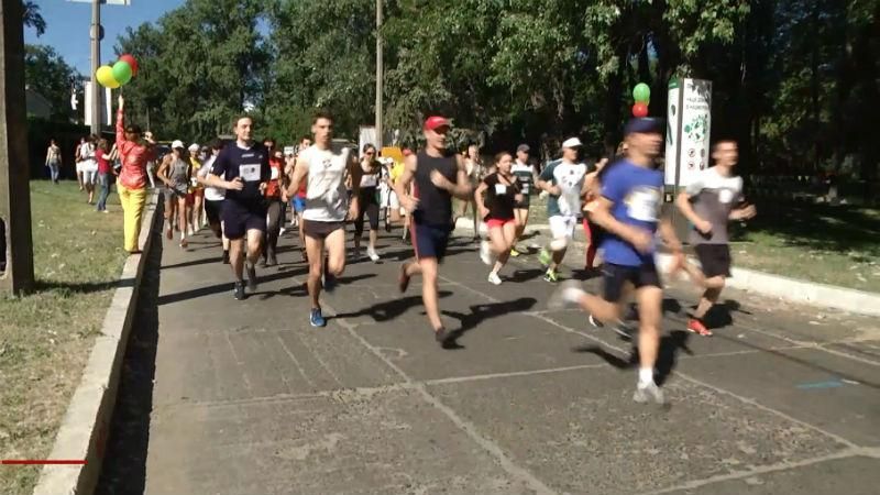 Українці пробігли "5 кілометрів за Литву" Українці пробігли "5 кілометрів за Литву"