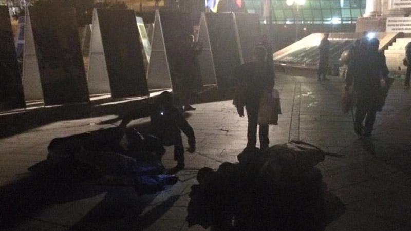 Геращенко связывает ночной "майдан" с боями за Марьинку