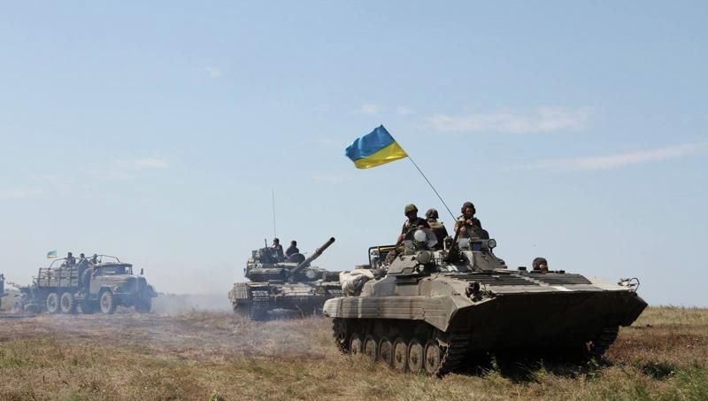 Учасникам АТО обіцяють золоті гори за успішне виконання завдань (Інфографіка) Учасникам АТО обіцяють золоті гори за успішне виконання завдань (Інфографіка)