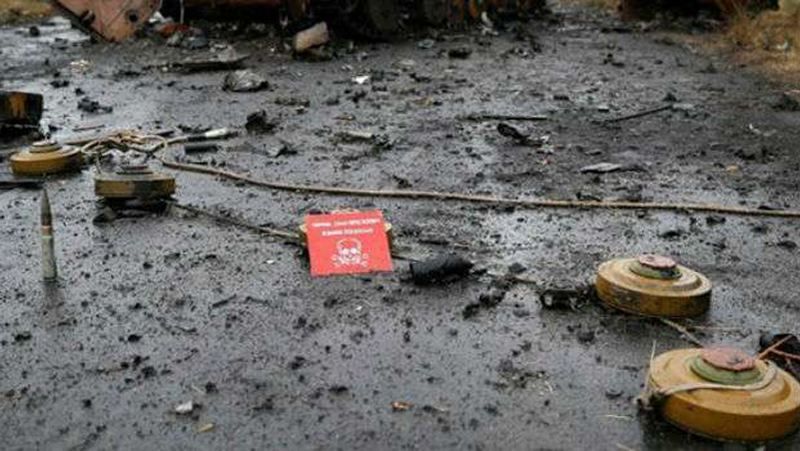 Троє військових підірвалось на розтяжці ворога Троє військових підірвалось на розтяжці ворога