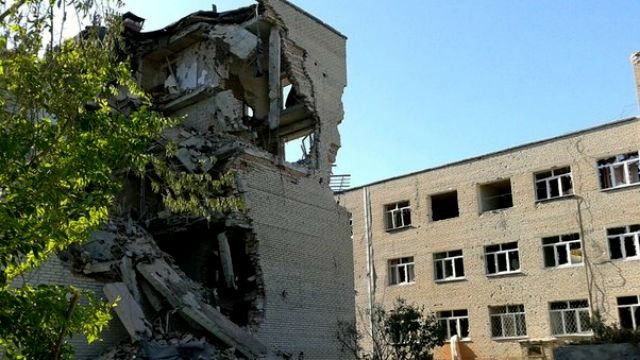 Вночі бойовики знову атакували Мар’їнку Вночі бойовики знову атакували Мар’їнку