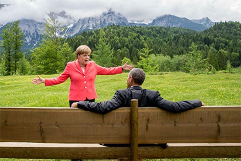 Фото Меркель і Обами на G7 перетворили в серію фотожаб