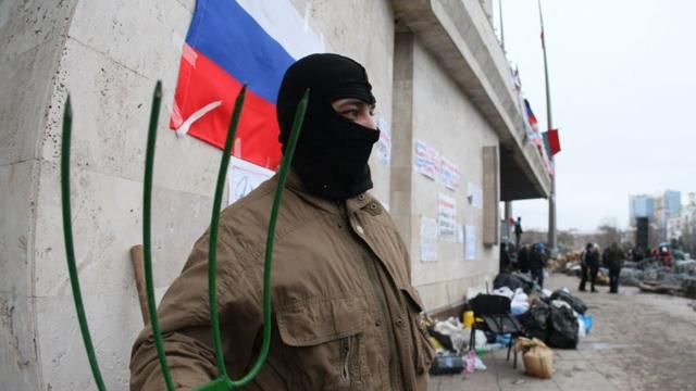 Украина после года войны официально заявила, что Россия оккупировала Донбасс