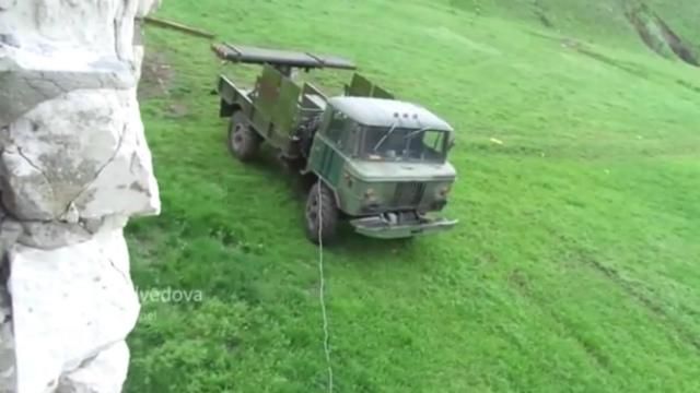 Бойовики застосували модифіковані "Гради" Бойовики застосували модифіковані "Гради"