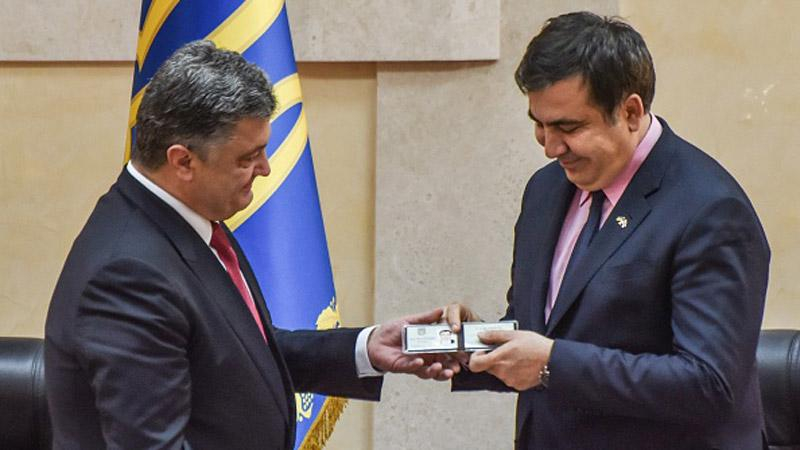 Стало известно, сколько Саакашвили зарабатывает в Украине